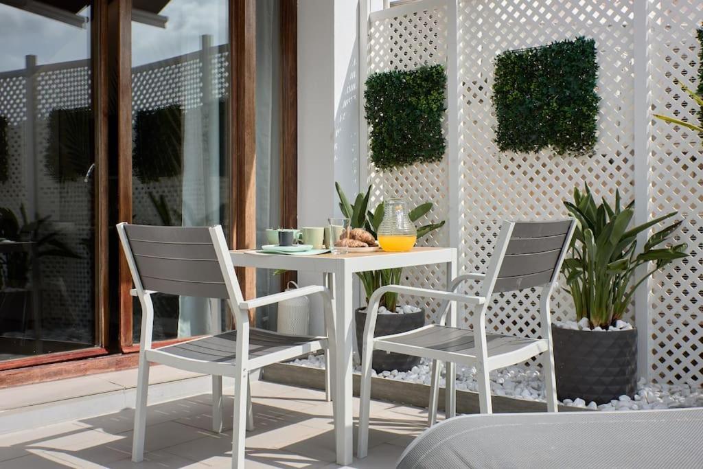 Apartamento Sunny Cozy Penthouse With A Terrace At Plaza Del Carmen Valencia Exterior foto